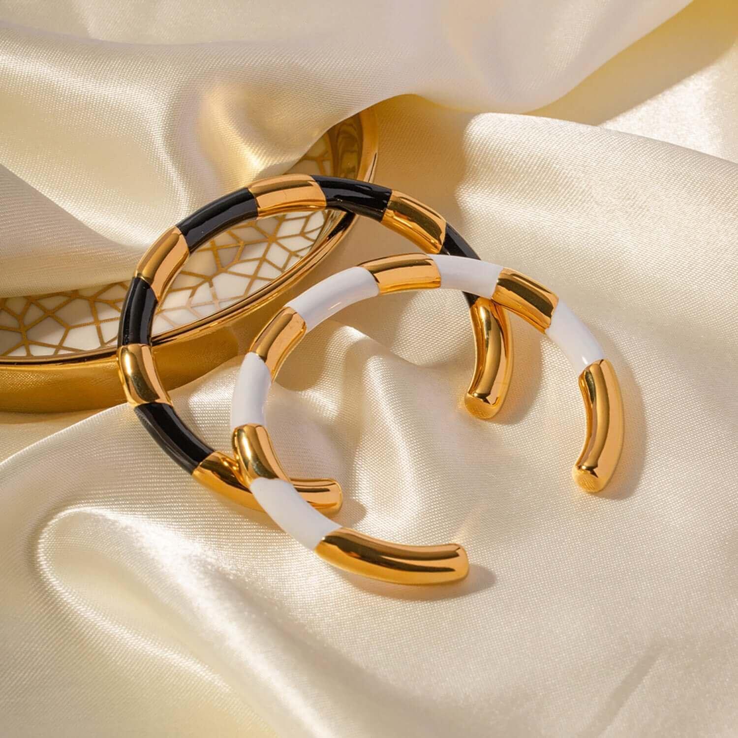 Women Gold-Plated Stainless Steel Bracelet - SAMFILS