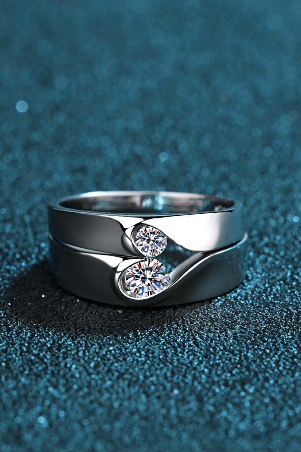 Moissanite Rhodium-Plated Ring - Samslivos