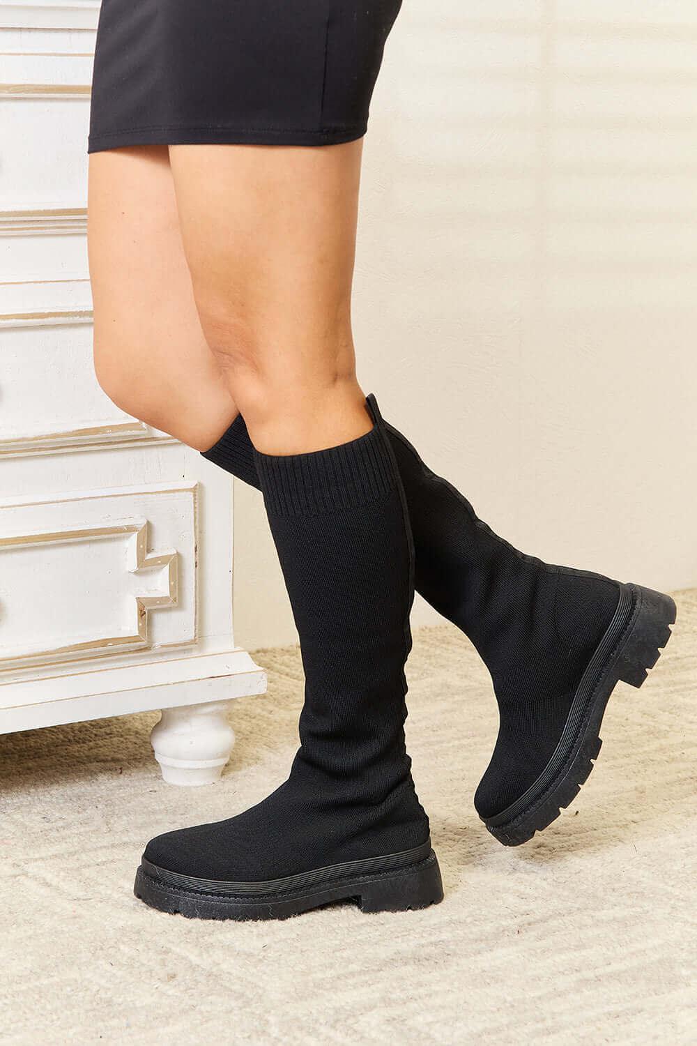 Wild Diva Footwear Knee High Platform Sock Boots - SAMFILS