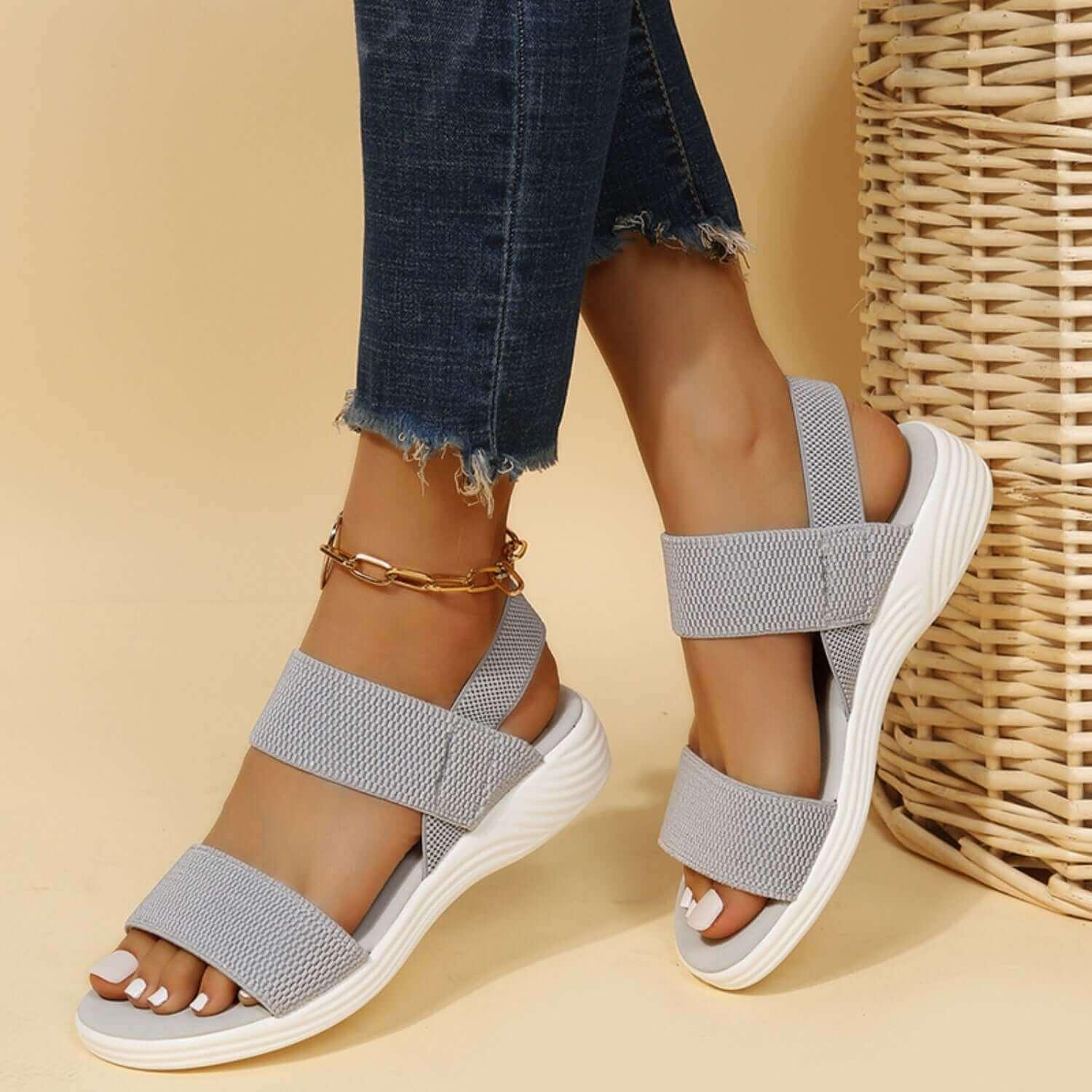 Perfect Durable Rubber Open Toe Low Heel Sandals - SAMFILS