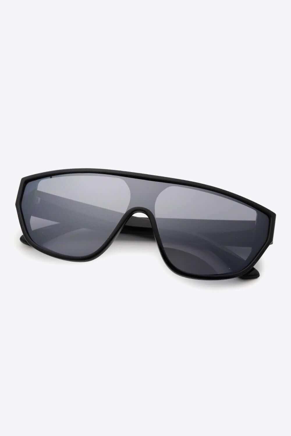 Protect UV400 Polycarbonate Wayfarer Sunglasses - SAMFILS