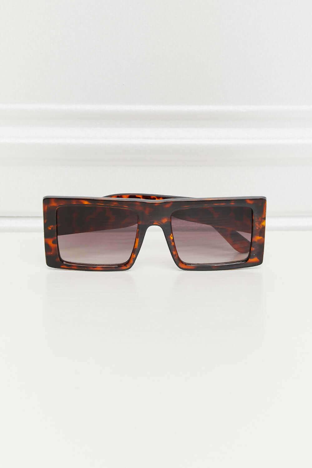 Square Polycarbonate Sunglasses - SAMFILS