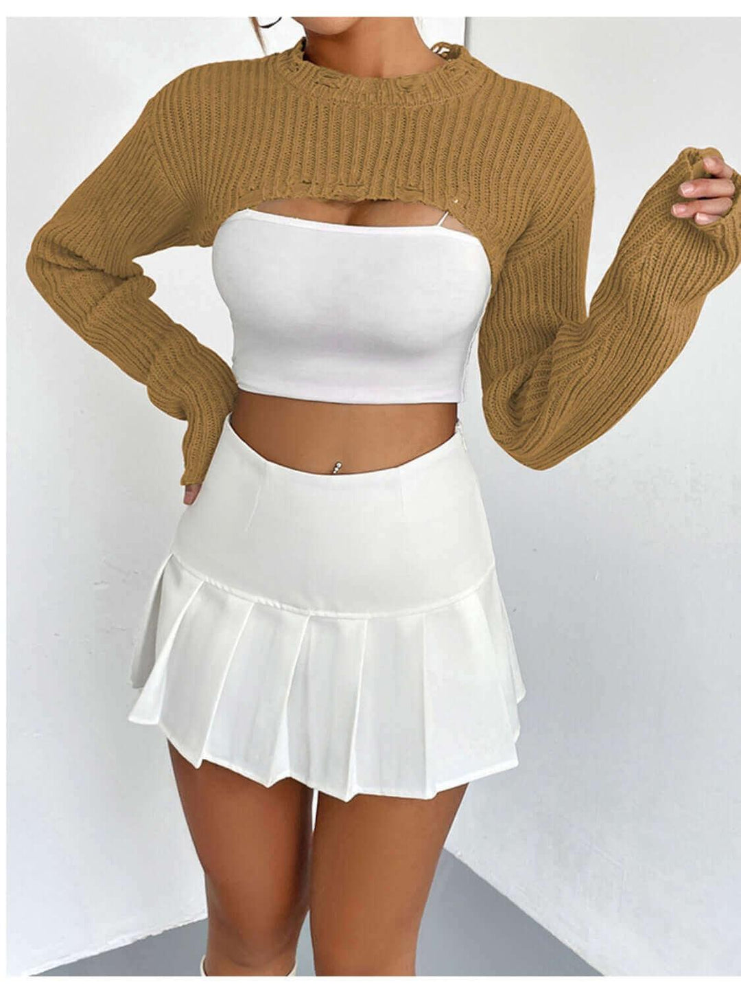 Distressed Long Sleeve Cropped Sweater - Samslivos