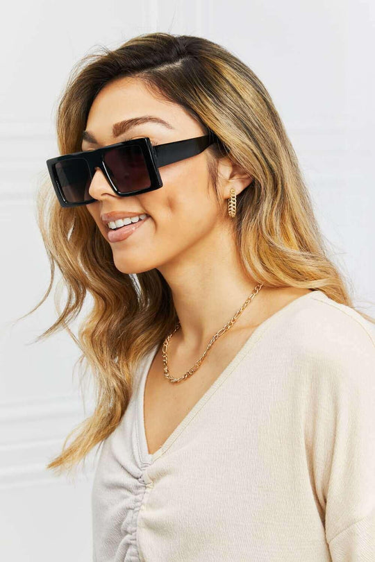 Square Polycarbonate Sunglasses - Samslivos