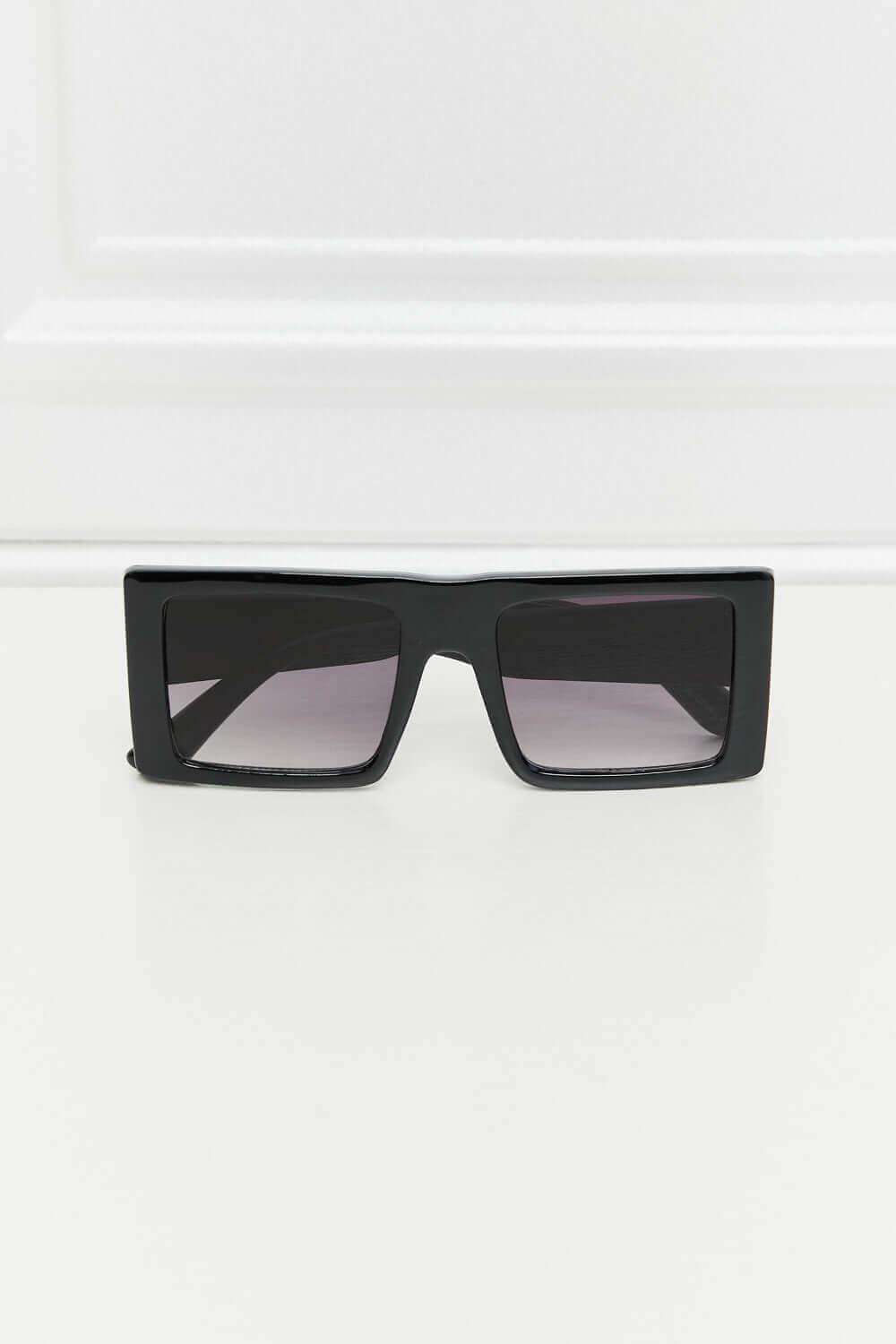 Square Polycarbonate Sunglasses - SAMFILS