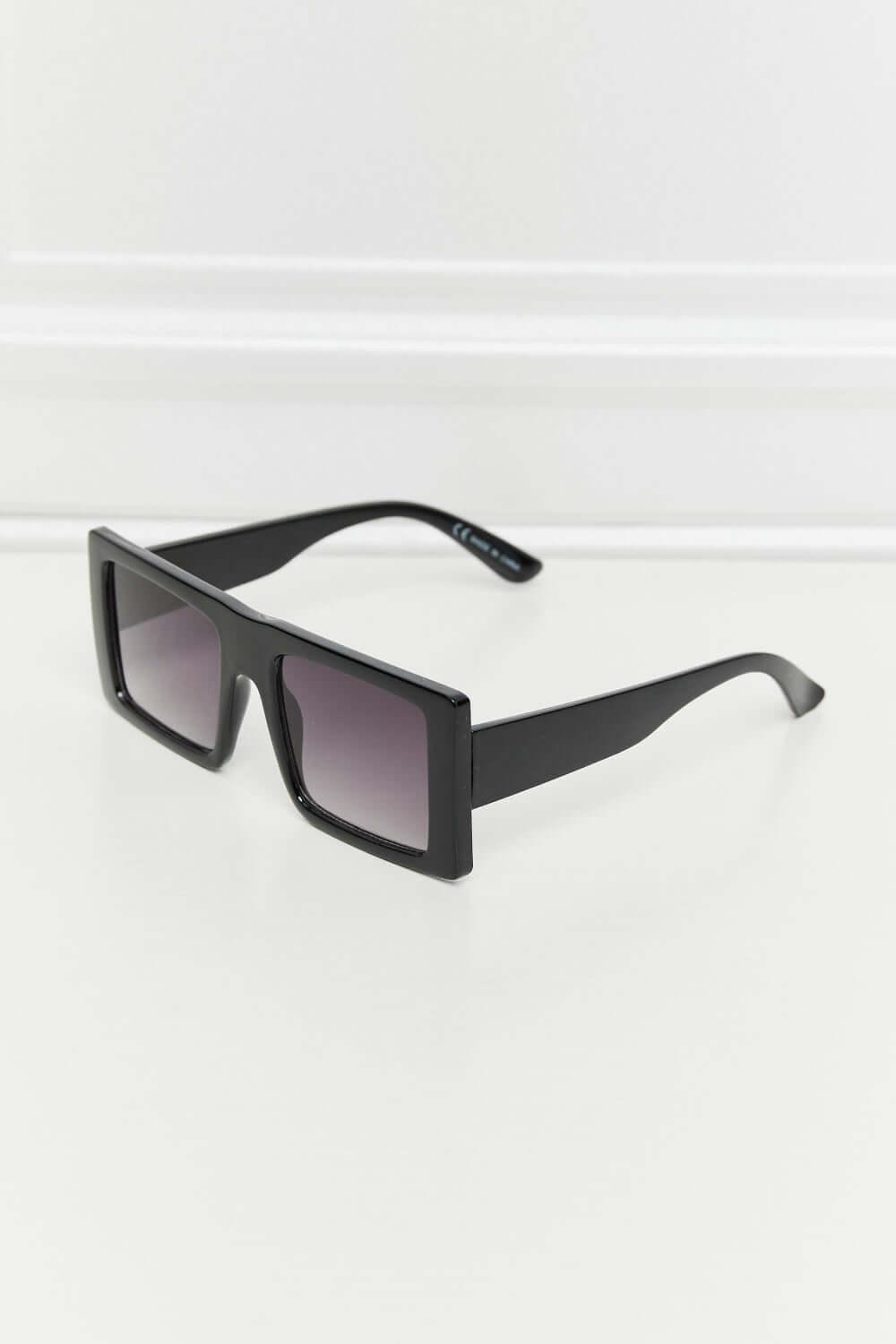 Square Polycarbonate Sunglasses - SAMFILS