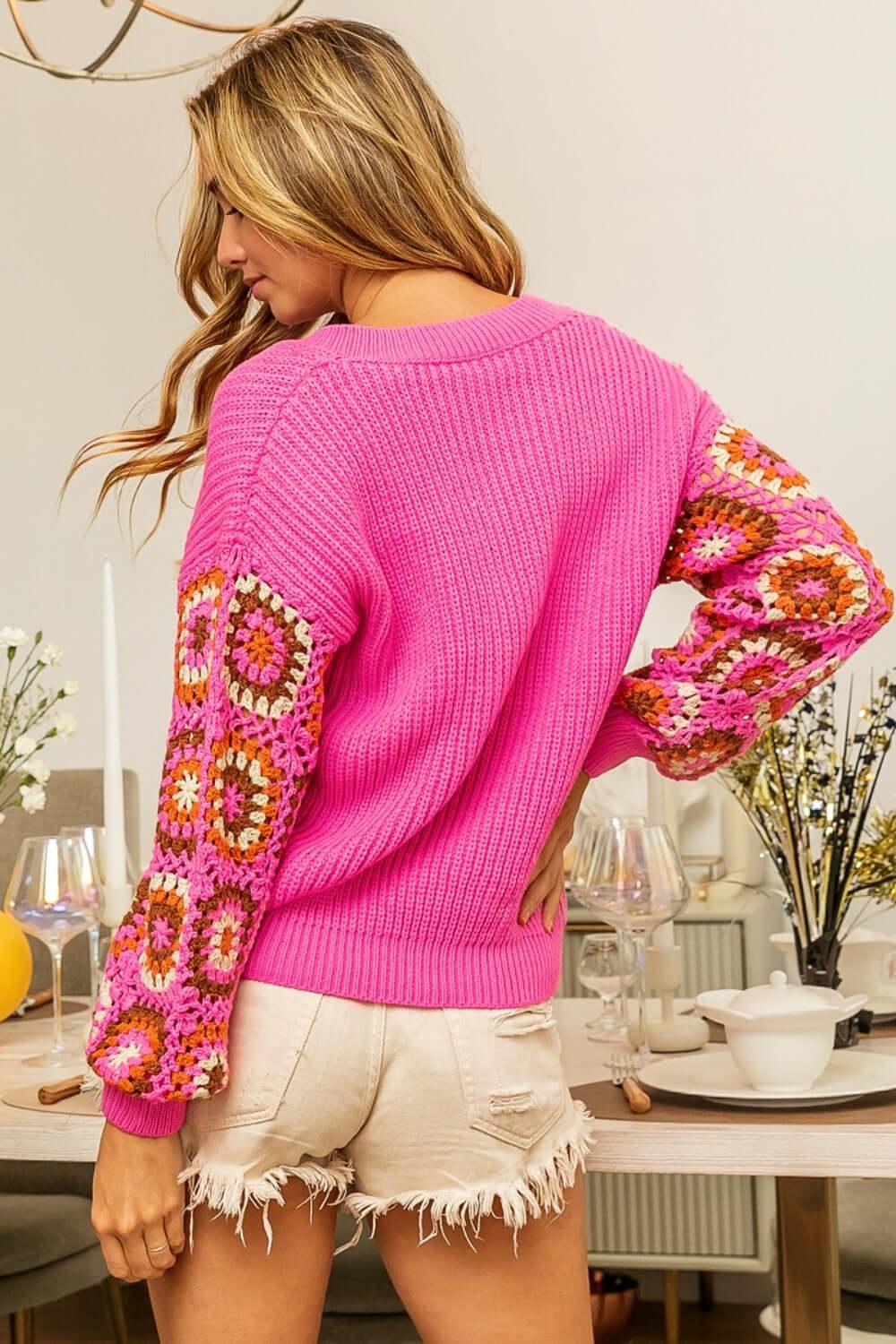 BiBi V-Neck Crochet Long Sleeve Sweater - Samslivos