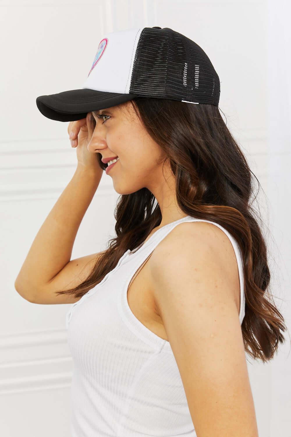 Fame Falling For You Trucker Hat in Black - SAMFILS