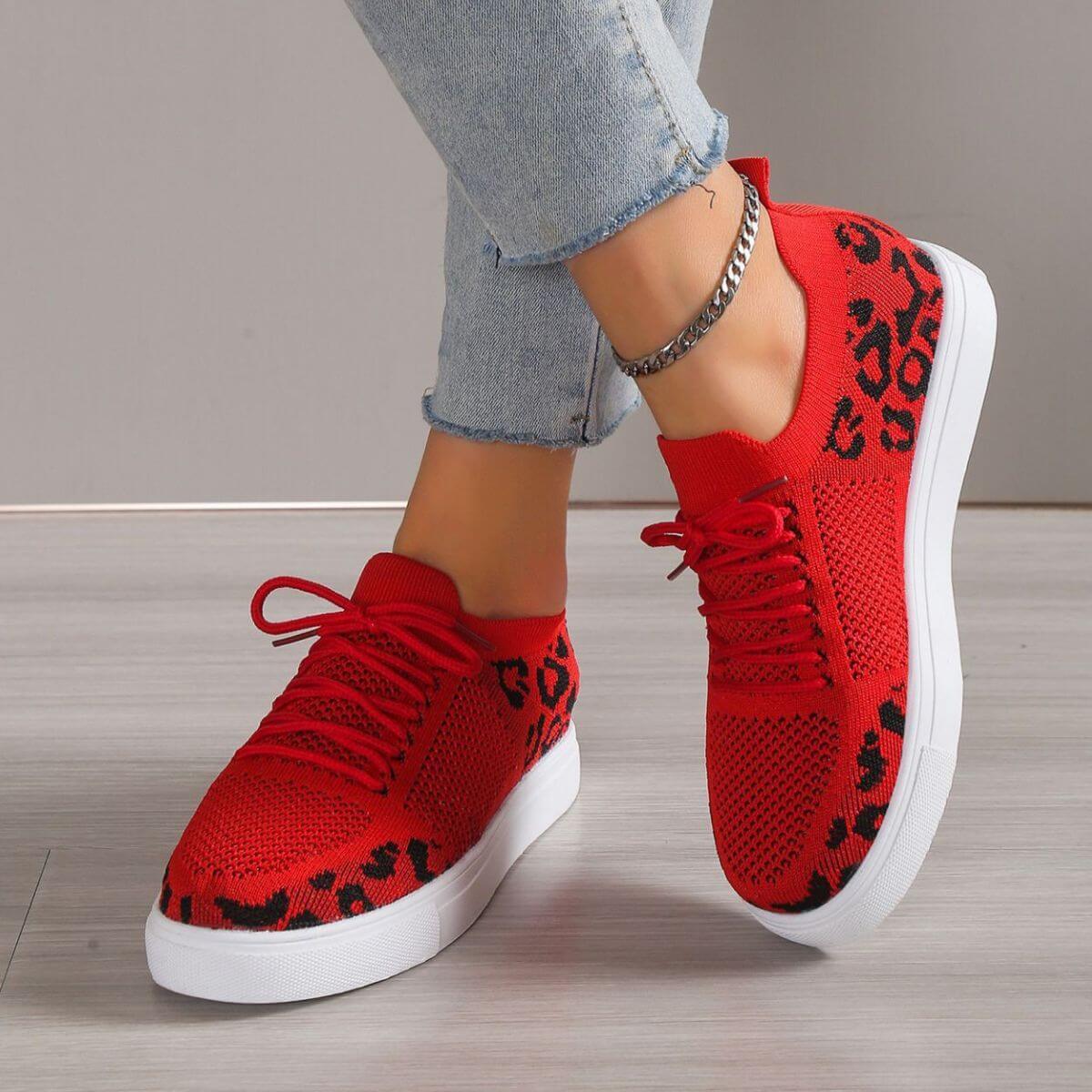 Comfortable Lace-Up Leopard Flat Sneakers Design - SAMFILS