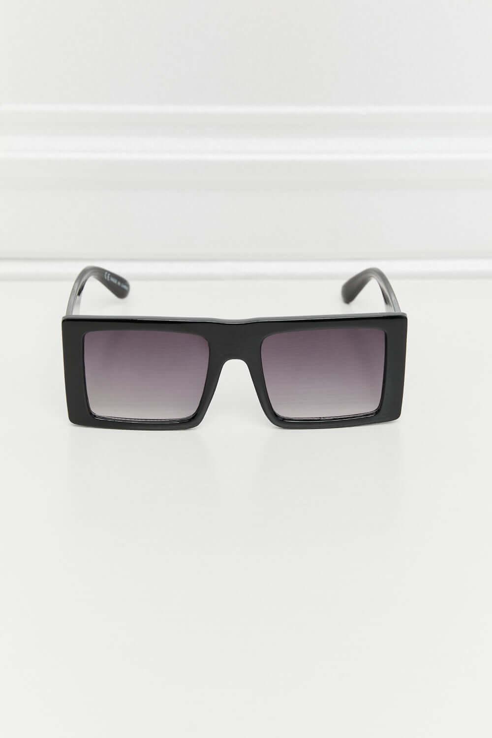 Square Polycarbonate Sunglasses - SAMFILS