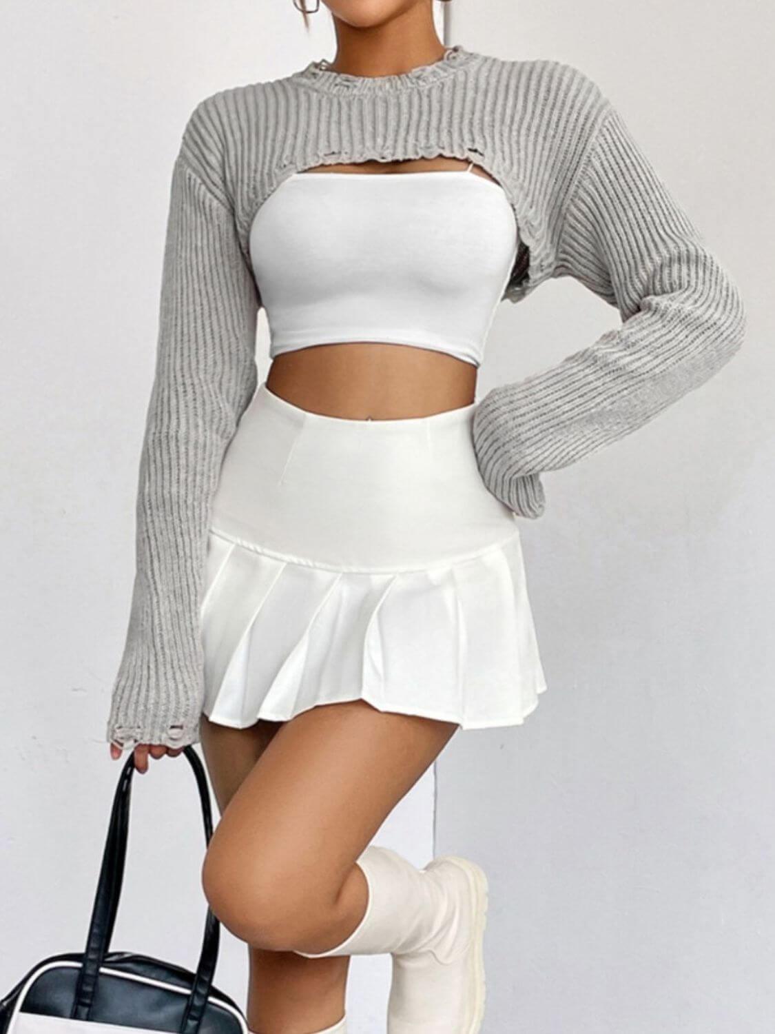 Distressed Long Sleeve Cropped Sweater - SAMFILS